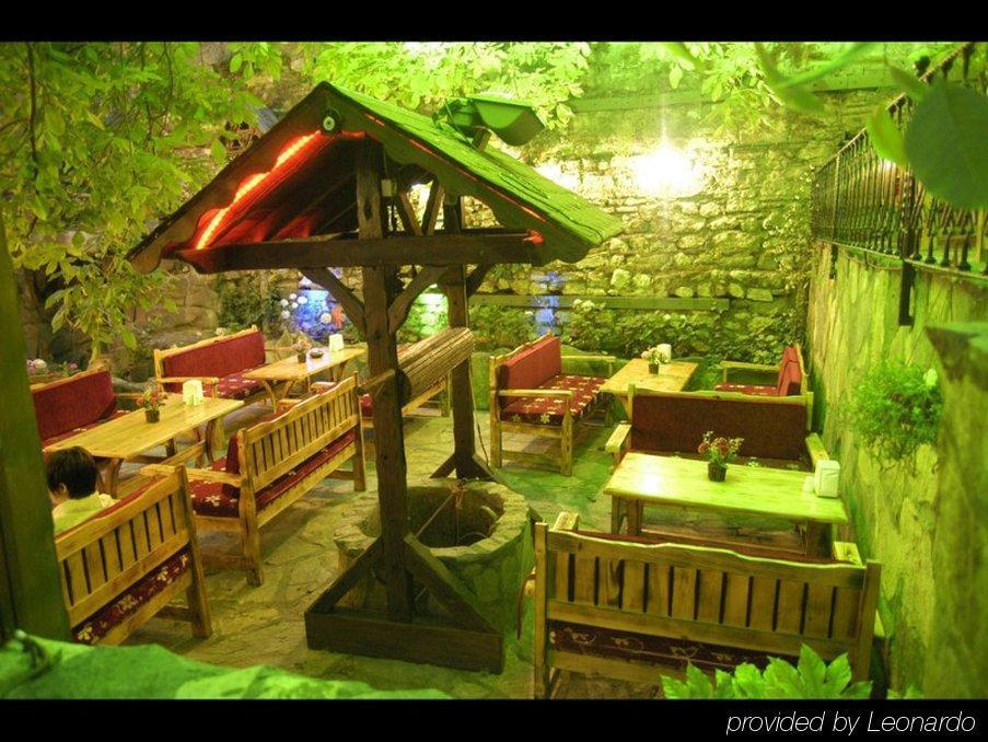 Stone Hotel Old City Istanbul Restaurant photo